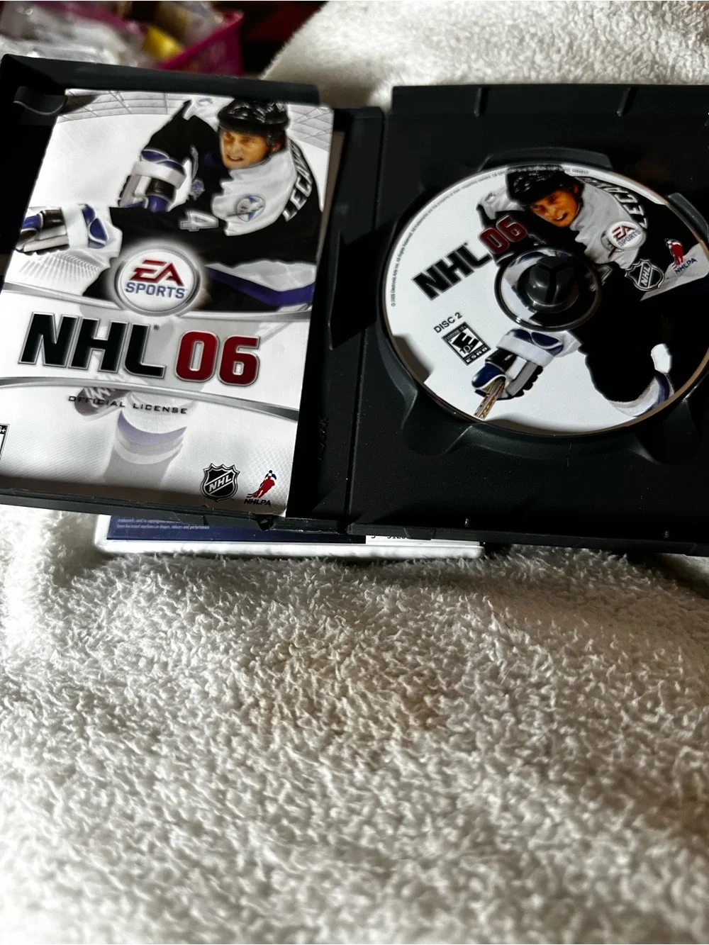 EA Sports NHL 06 & Farming Simulator 15 (PC) -used